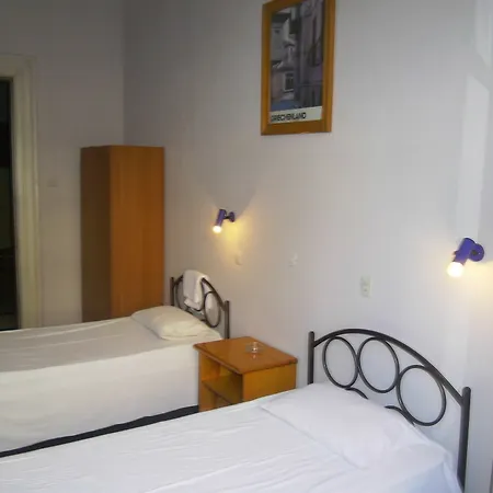 卡斯托瑞亚酒店