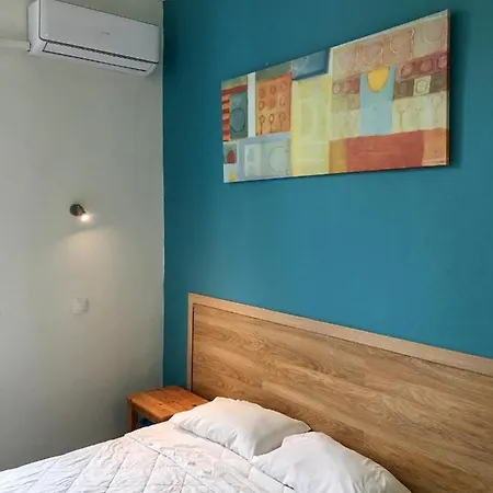 卡斯托瑞亚酒店