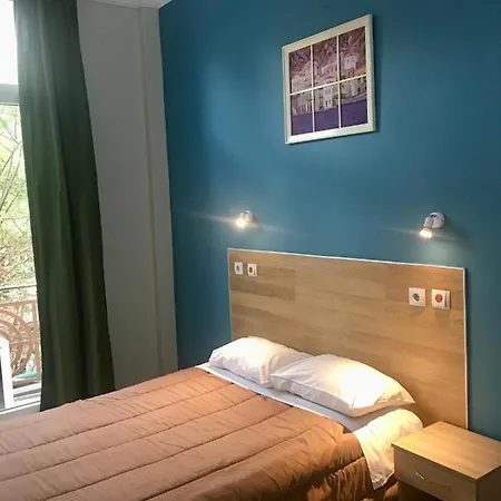 卡斯托瑞亚酒店 酒店 *