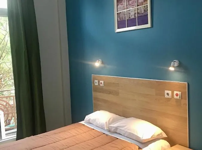 Kastoria Hotel *